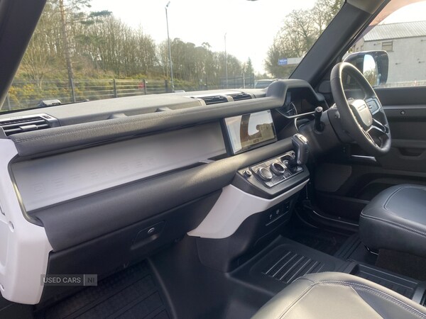 Used Land Rover Defender 2023 for sale - 77672390: Photo 36