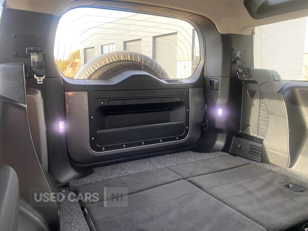 Used Land Rover Defender 2023 for sale - 77672390: Photo 42