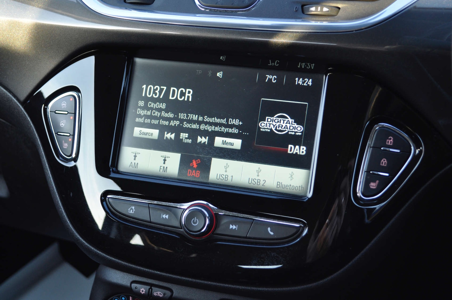 Used Vauxhall Corsa 2016 for sale - 76599663: Photo 18