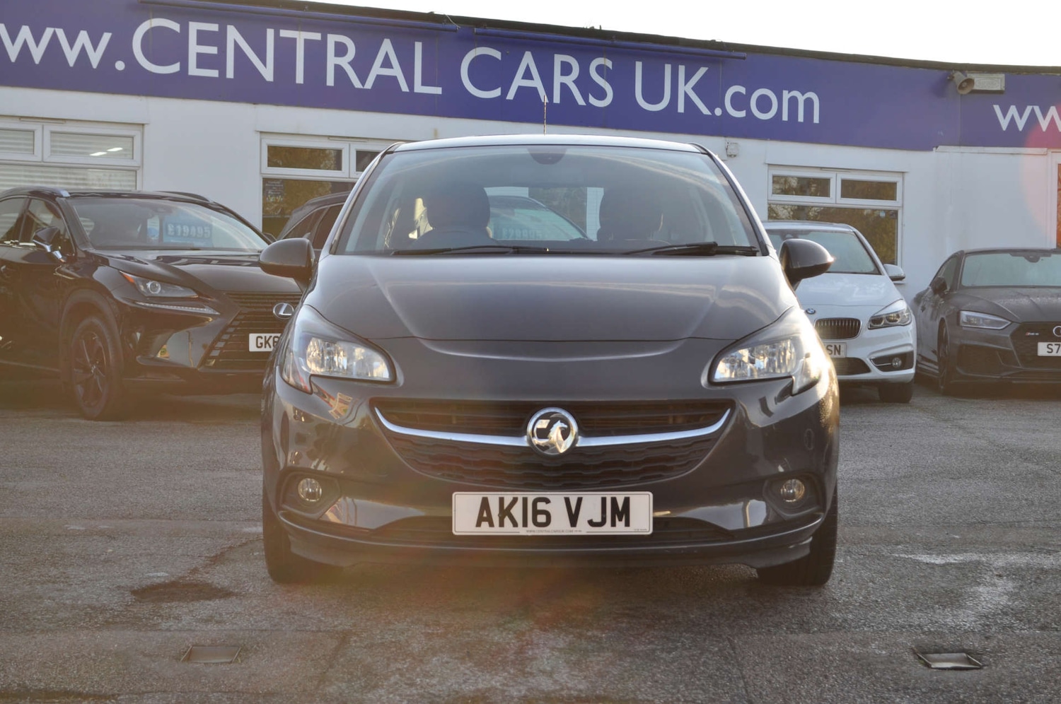 Used Vauxhall Corsa 2016 for sale - 76599663: Photo 3