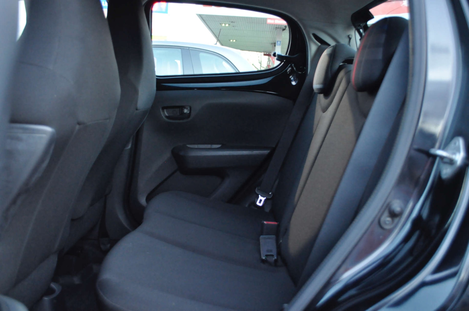 Used Peugeot 108 2014 for sale - 76830084: Photo 12