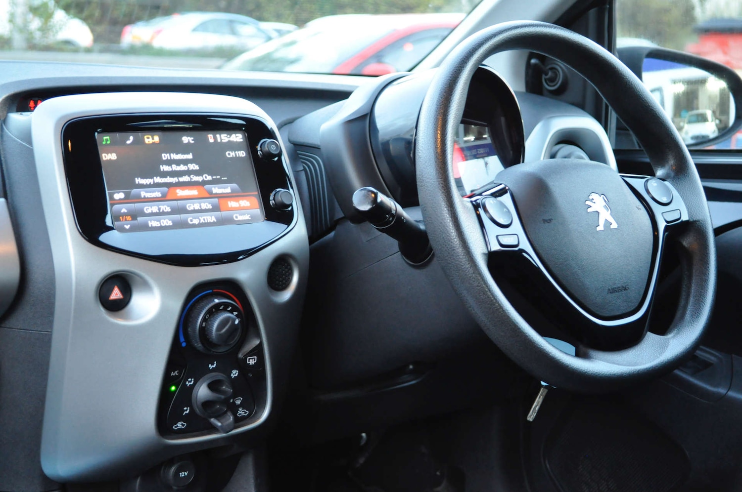 Used Peugeot 108 2014 for sale - 76830084: Photo 14