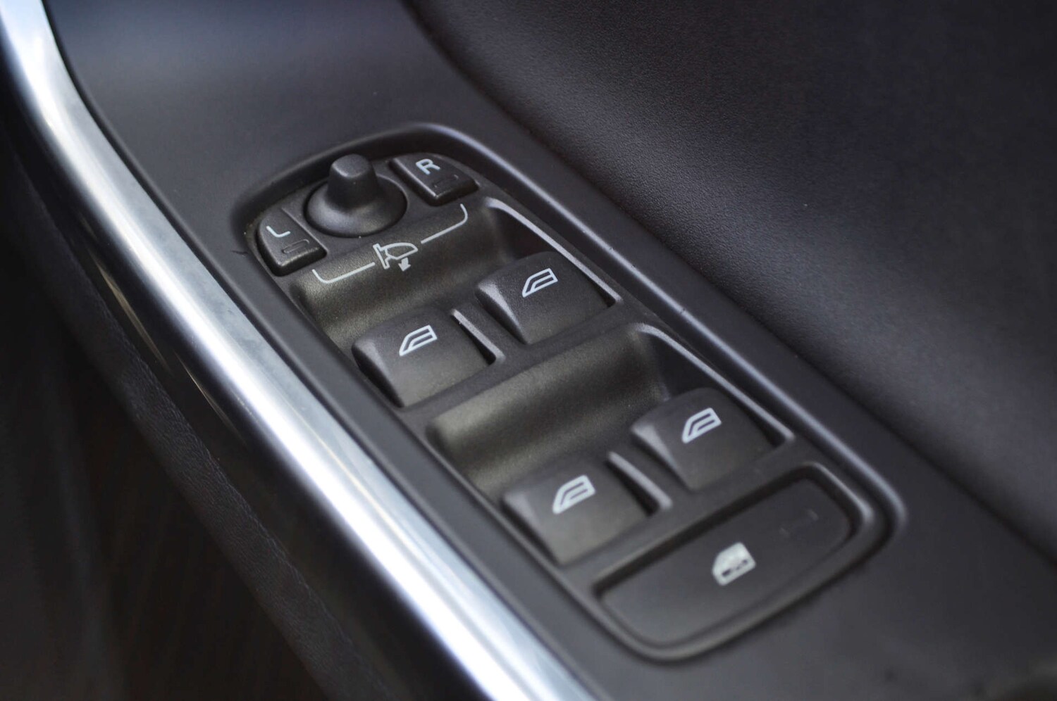 Used Volvo S60 2012 for sale - 76210004: Photo 24