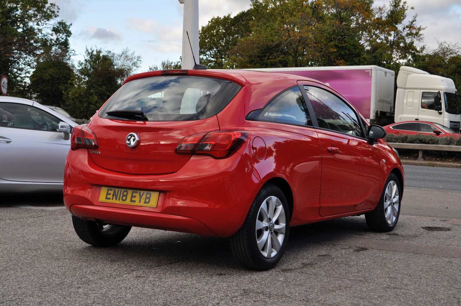Used Vauxhall Corsa 2018 for sale - 76080237: Photo 6