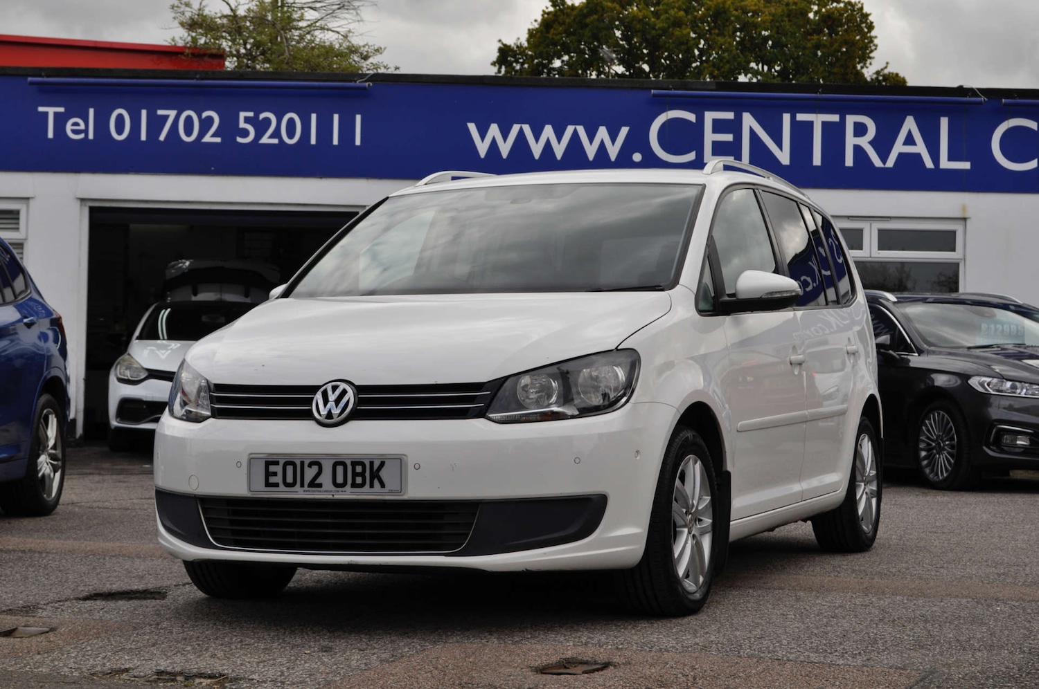 Used Volkswagen Touran 2012 for sale - 76374448: Photo 24