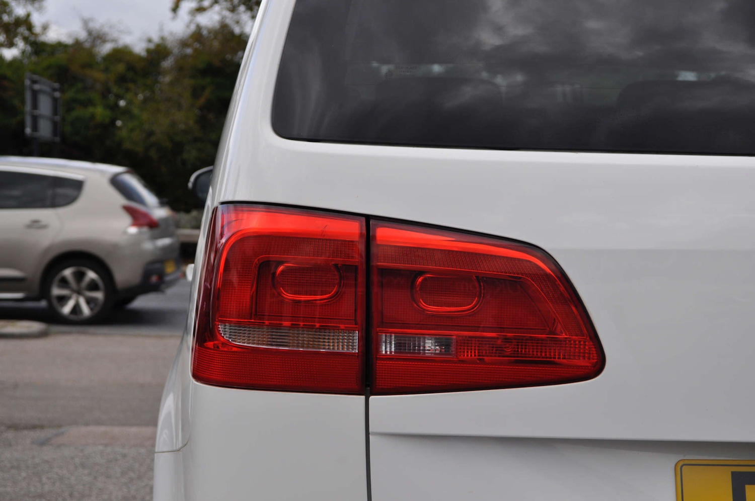 Used Volkswagen Touran 2012 for sale - 76374448: Photo 26