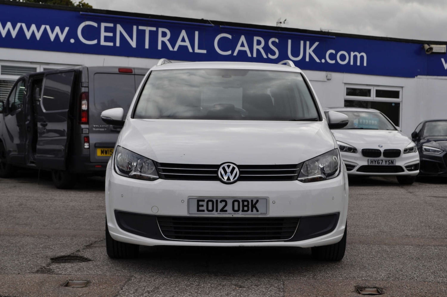 Used Volkswagen Touran 2012 for sale - 76374448: Photo 3