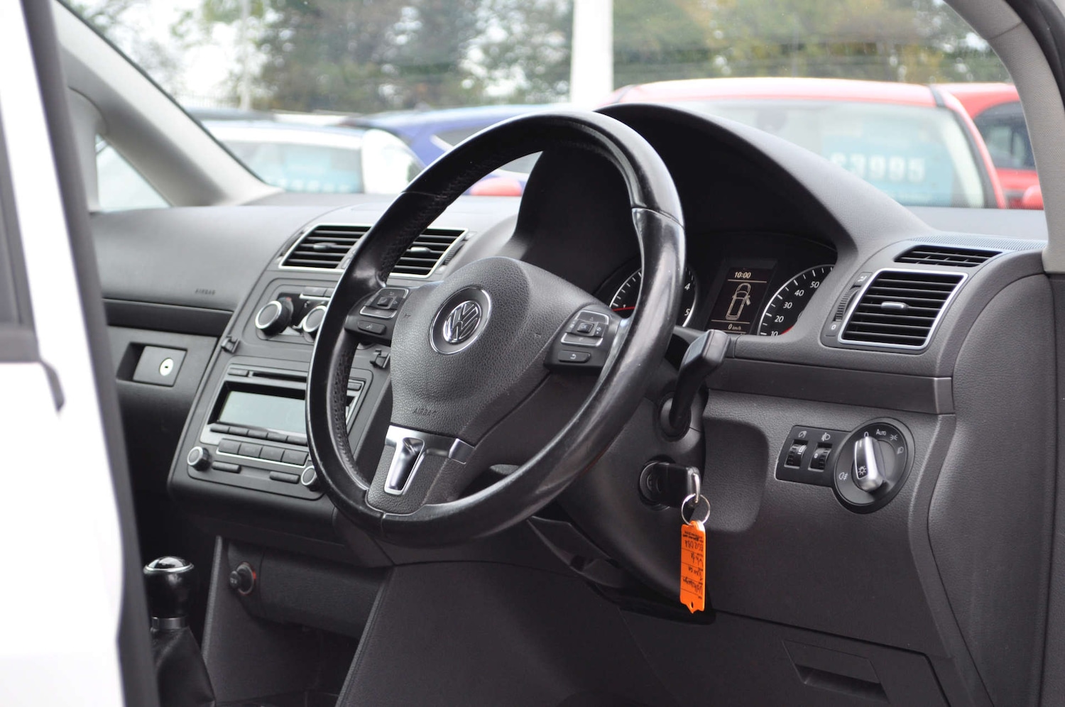 Used Volkswagen Touran 2012 for sale - 76374448: Photo 7