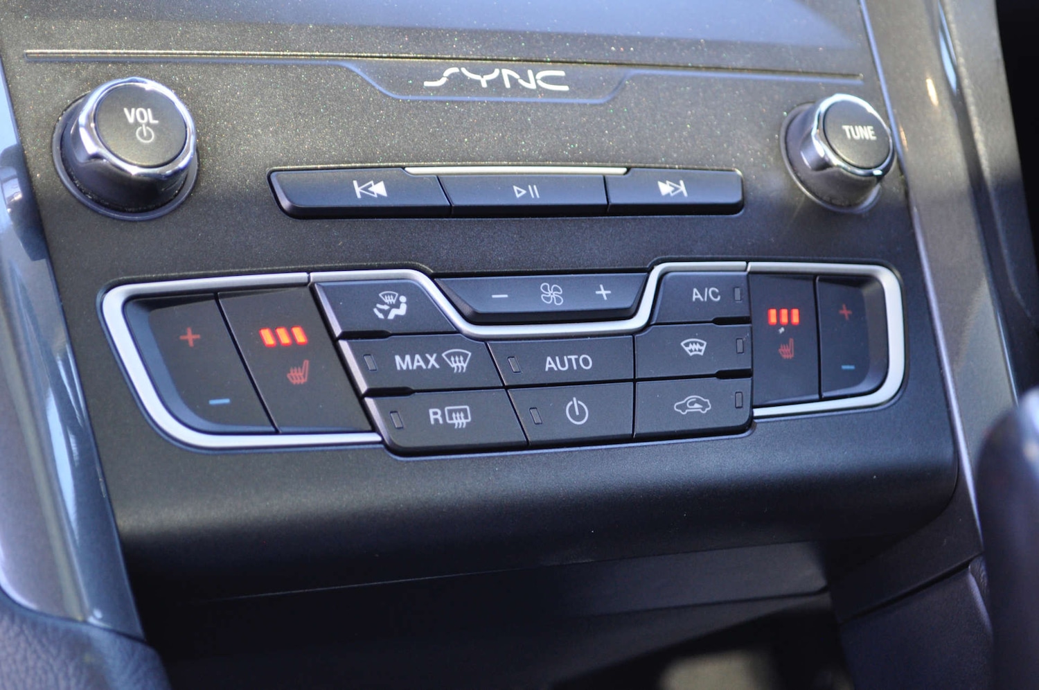 Used Ford Mondeo 2019 for sale - 76343749: Photo 15