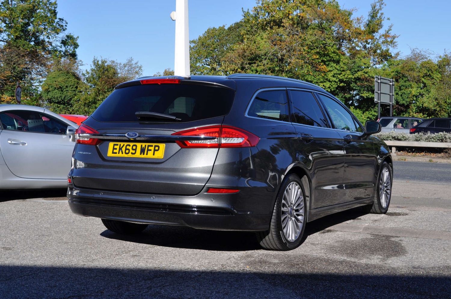 Used Ford Mondeo 2019 for sale - 76343749: Photo 6