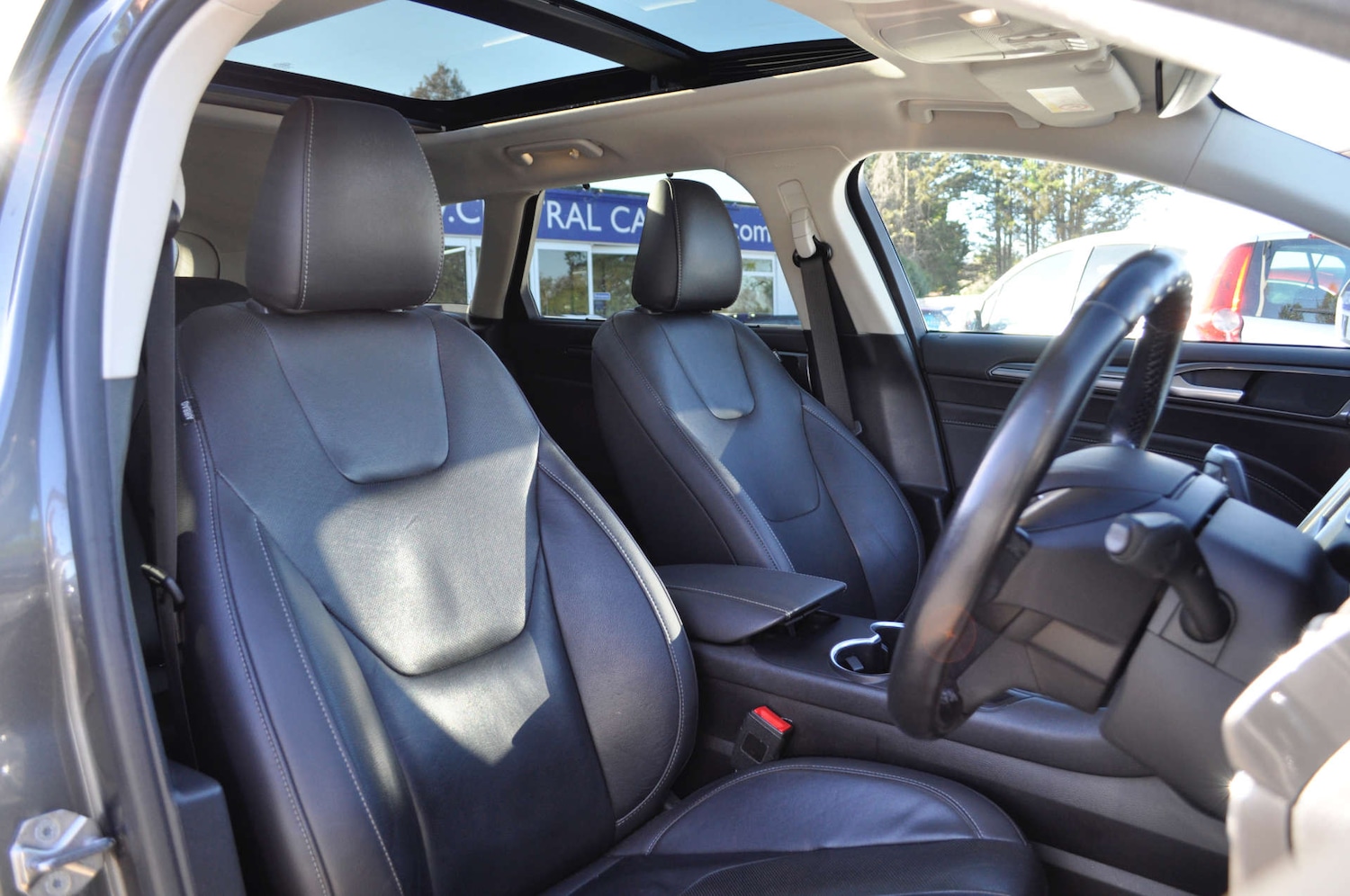 Used Ford Mondeo 2019 for sale - 76343749: Photo 8
