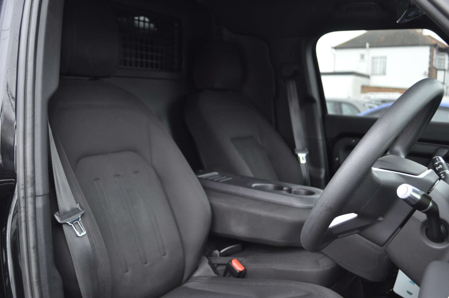 Used Land Rover Defender 2021 for sale - 77184829: Photo 10