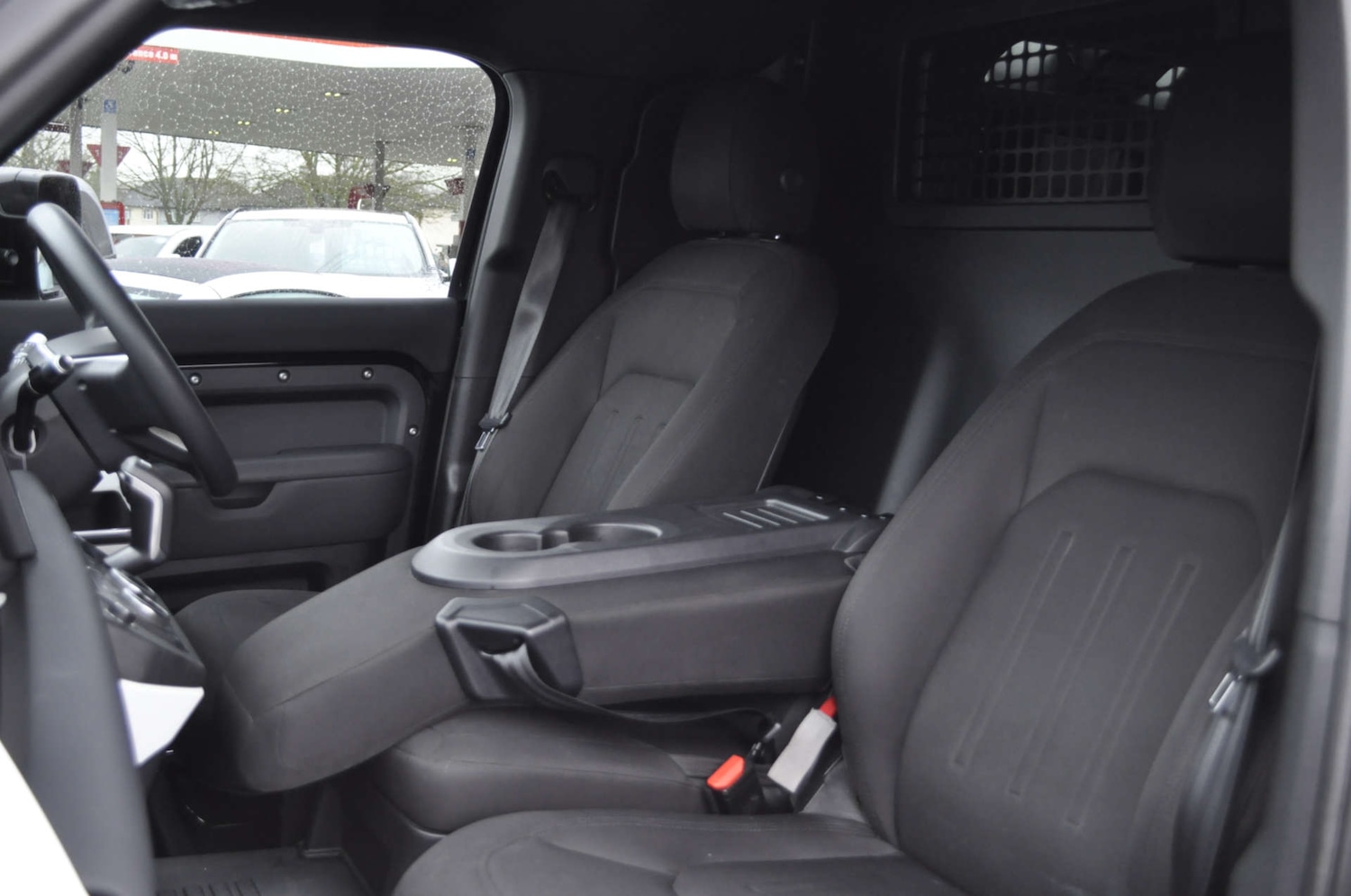 Used Land Rover Defender 2021 for sale - 77184829: Photo 14