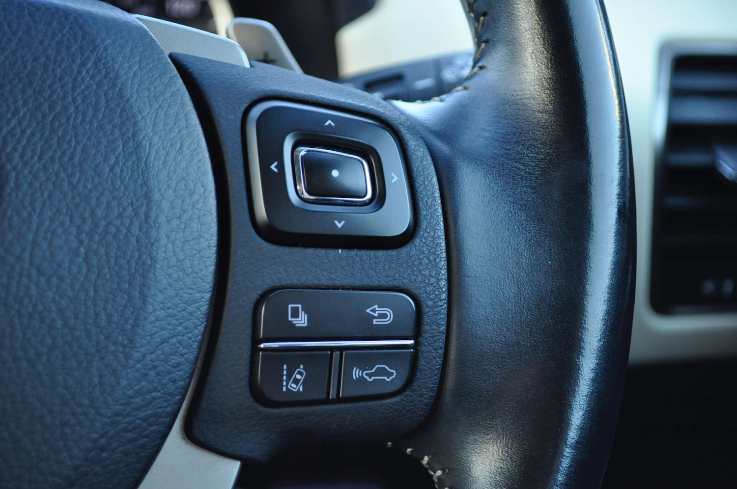 Used Lexus NX 2018 for sale - 76698045: Photo 20