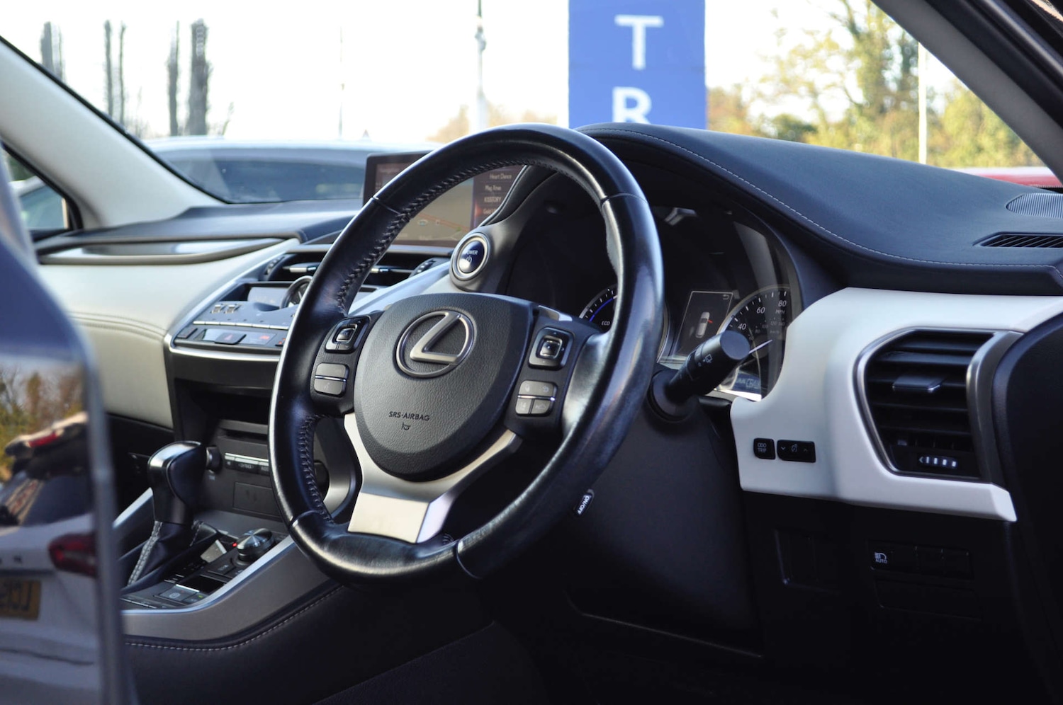 Used Lexus NX 2018 for sale - 76698045: Photo 7