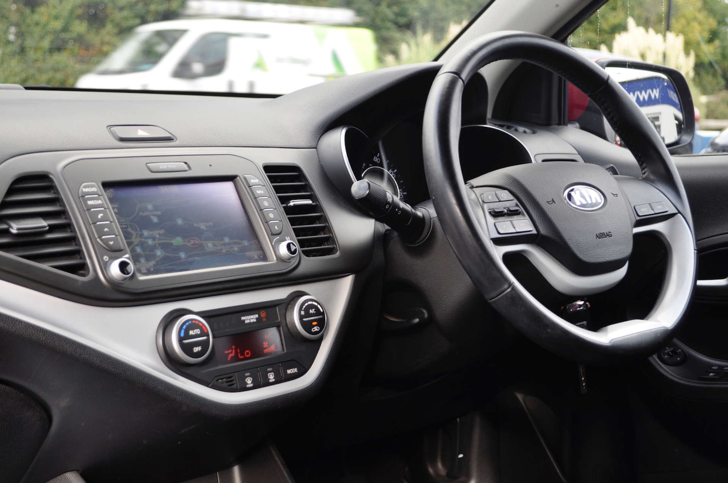 Used Kia Picanto 2016 for sale - 75946325: Photo 12