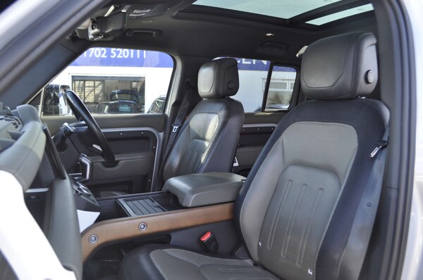 Used Land Rover Defender 2021 for sale - 73849873: Photo 11