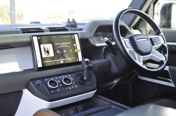 Used Land Rover Defender 2021 for sale - 73849873: Photo 13