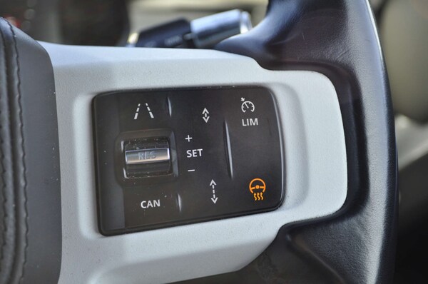 Used Land Rover Defender 2021 for sale - 73849873: Photo 14