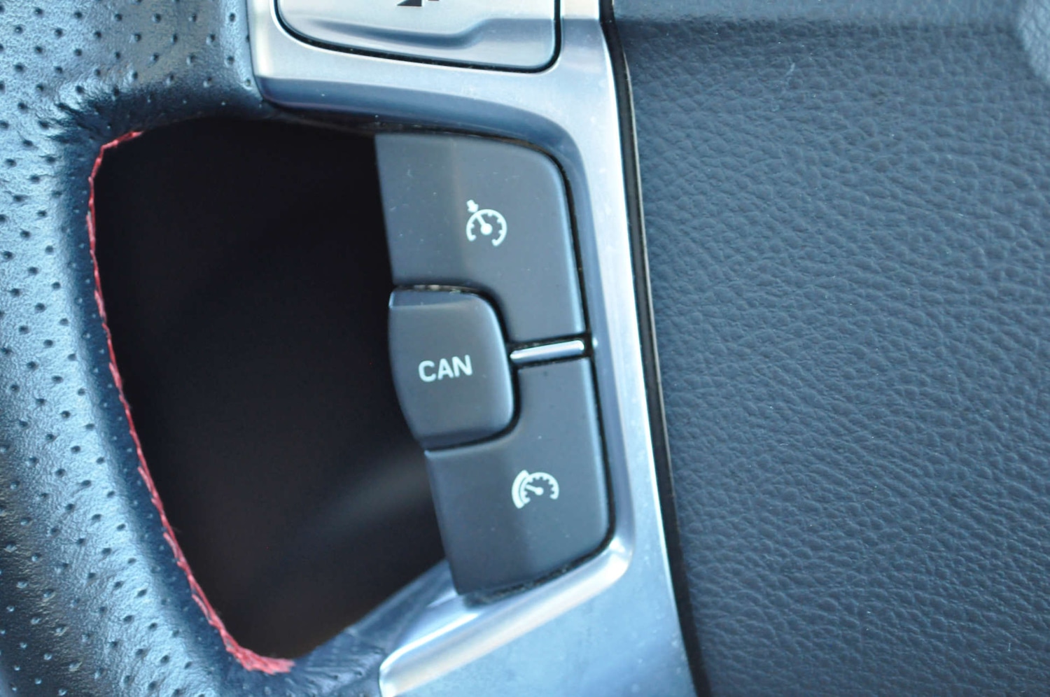 Used Ford S-Max 2013 for sale - 76181576: Photo 15