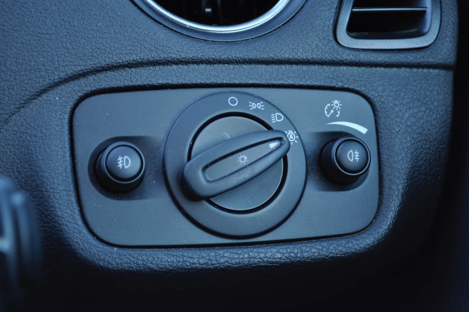 Used Ford S-Max 2013 for sale - 76181576: Photo 22