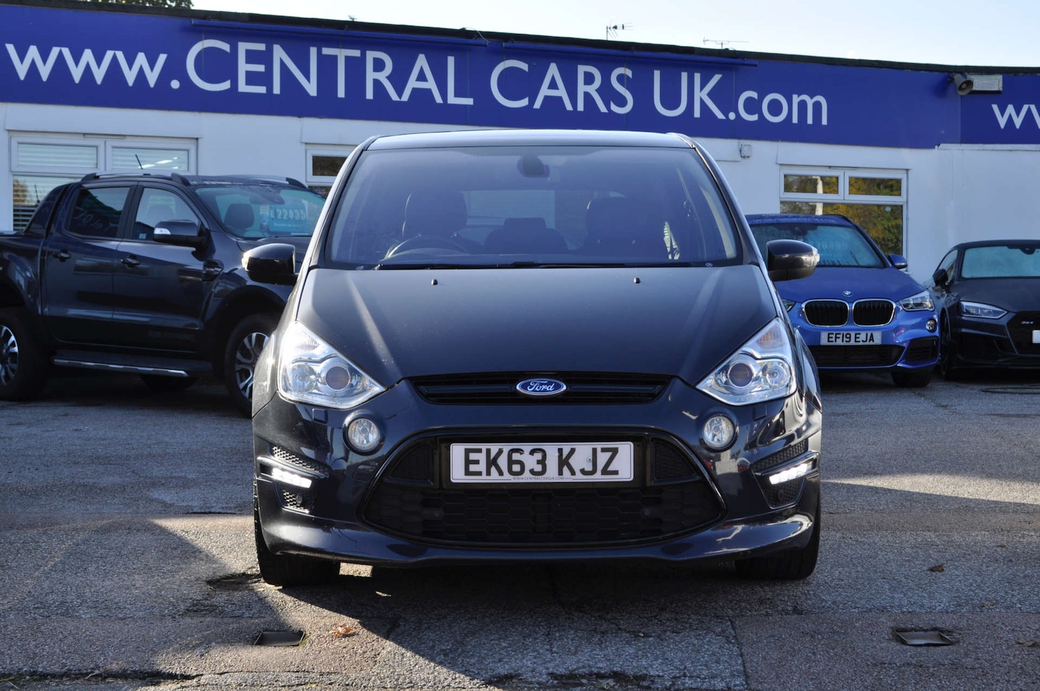 Used Ford S-Max 2013 for sale - 76181576: Photo 3