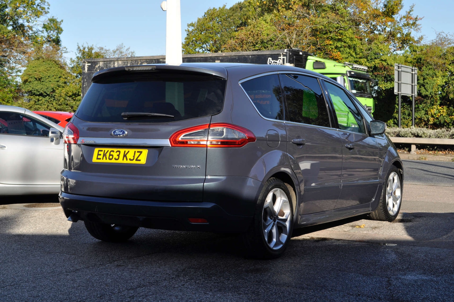 Used Ford S-Max 2013 for sale - 76181576: Photo 6