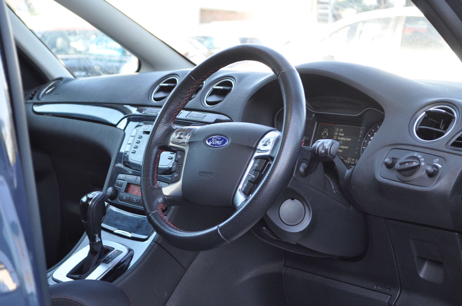 Used Ford S-Max 2013 for sale - 76181576: Photo 7