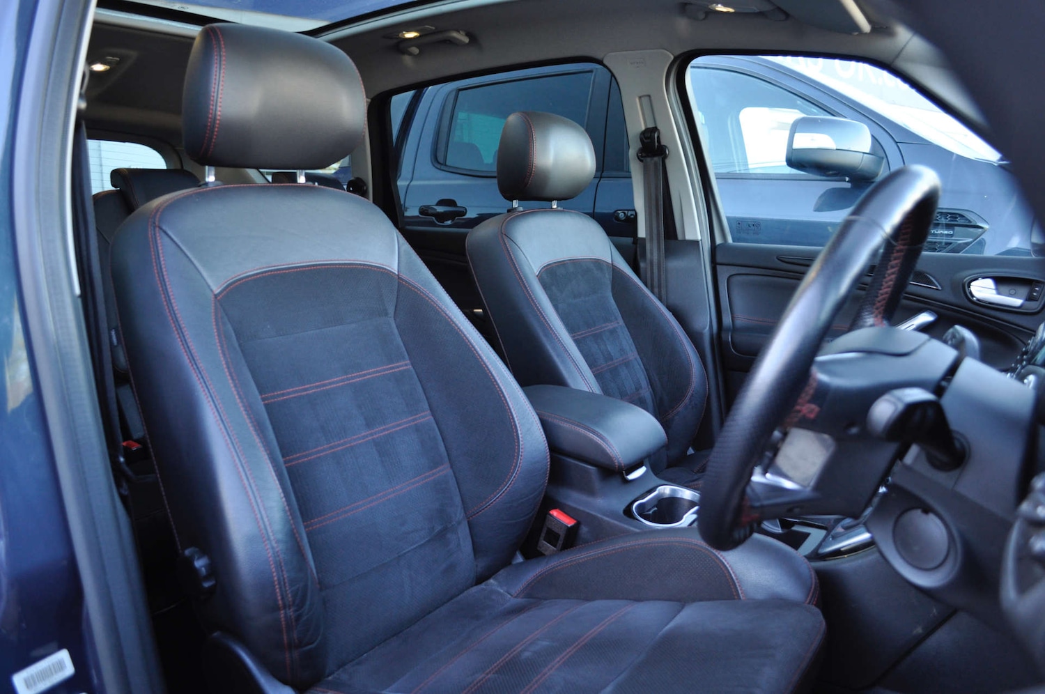 Used Ford S-Max 2013 for sale - 76181576: Photo 8