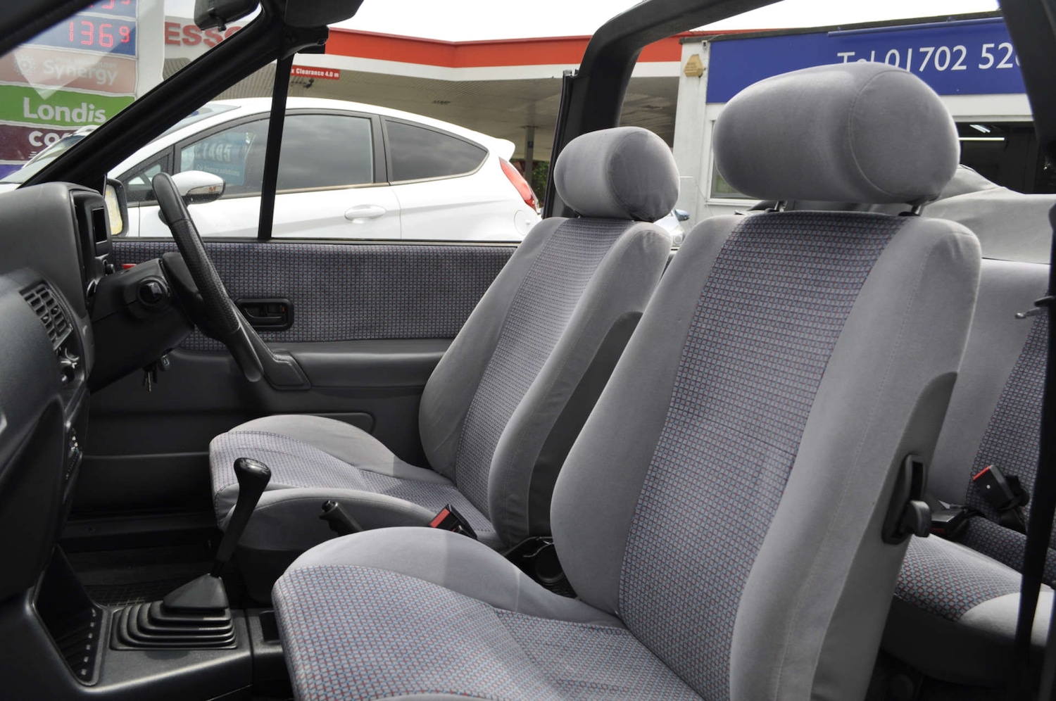 Used Ford Escort 1989 for sale - 76601050: Photo 12