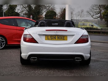 Used Mercedes-Benz SLK 2014 for sale - 77094981: Photo