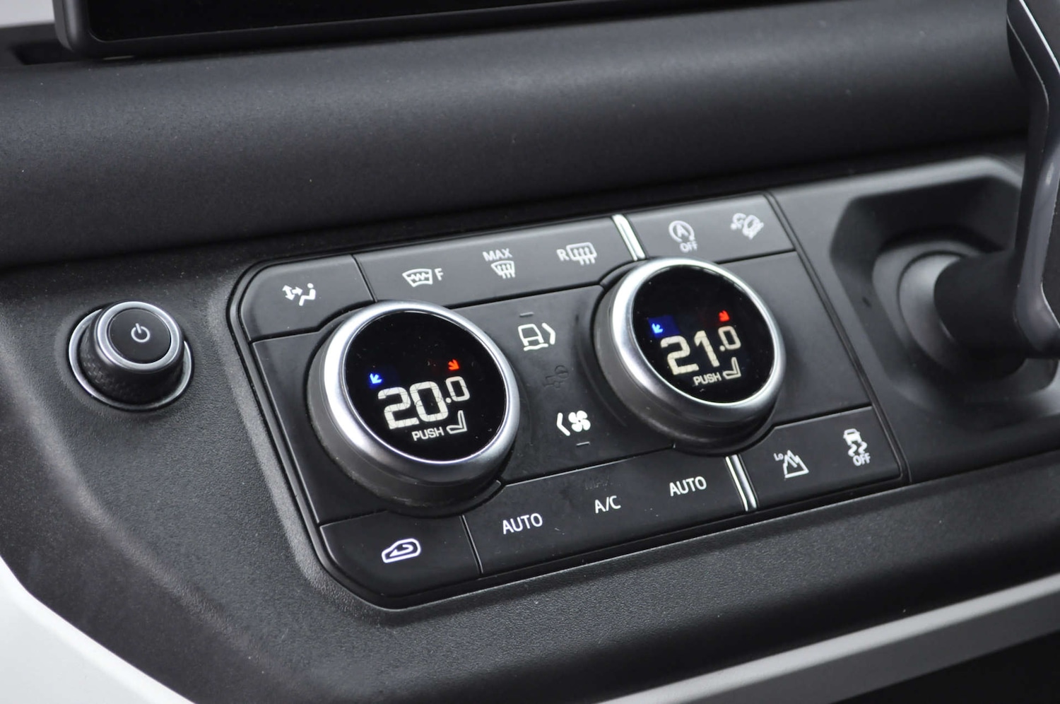 Used Land Rover Defender 2021 for sale - 77778154: Photo 15