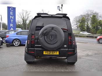 Used Land Rover Defender 2021 for sale - 77778154: Photo