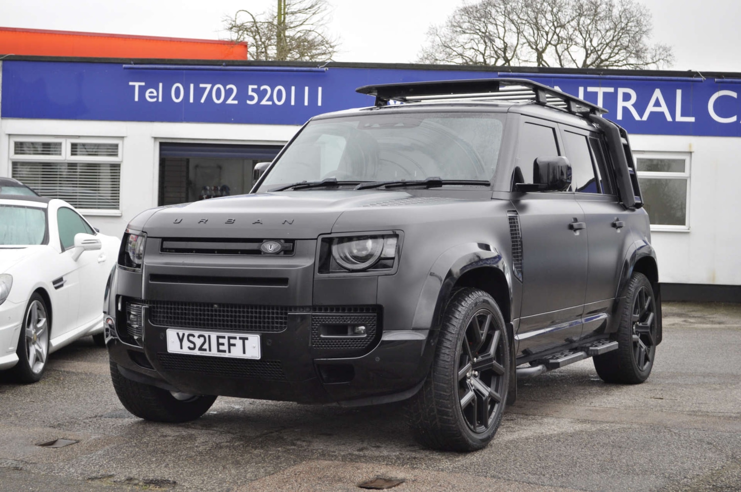 Used Land Rover Defender 2021 for sale - 77778154: Photo 4