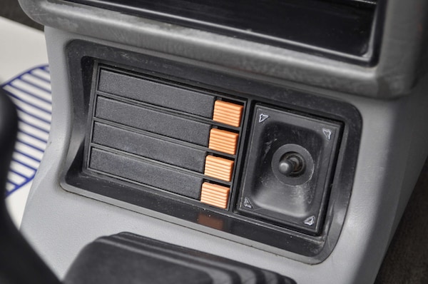 Used Ford Escort 1986 for sale - 74549707: Photo 12