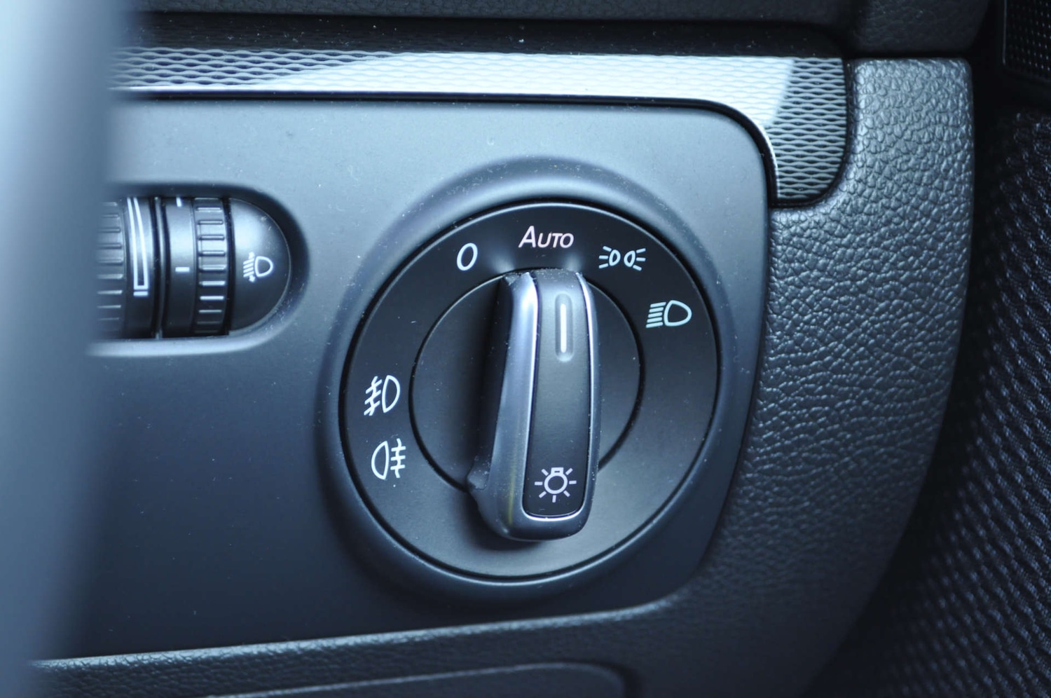 Used Volkswagen Scirocco 2017 for sale - 77946338: Photo 26