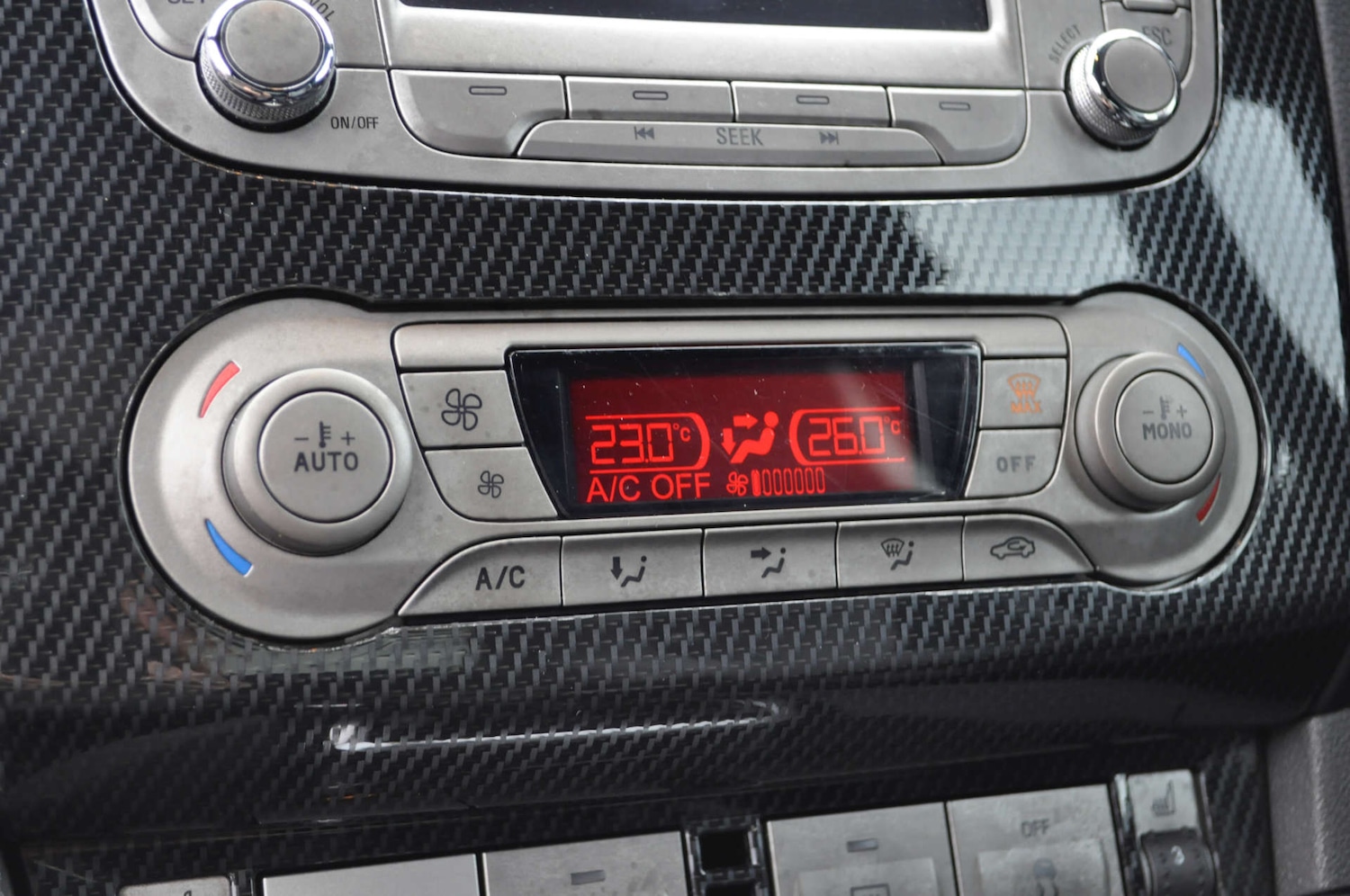 Used Ford Focus 2010 for sale - 76558381: Photo 15