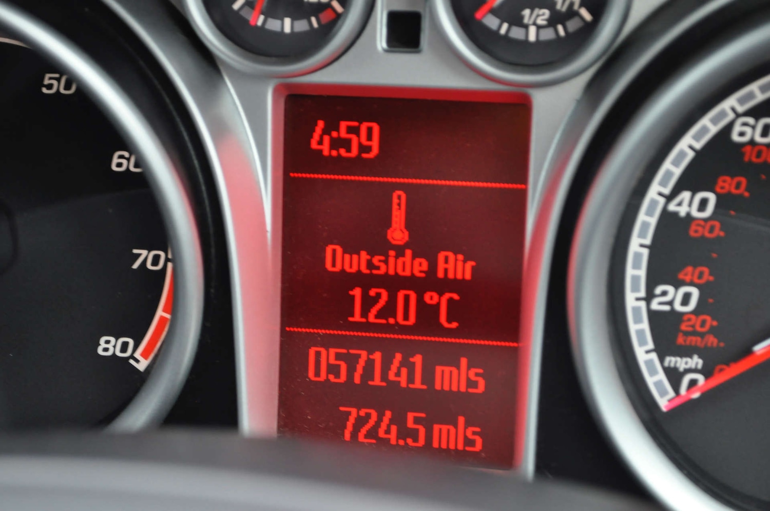 Used Ford Focus 2010 for sale - 76558381: Photo 21