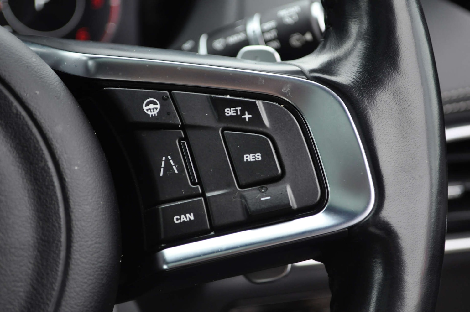 Used Jaguar F-Pace 2020 for sale - 76232978: Photo 16