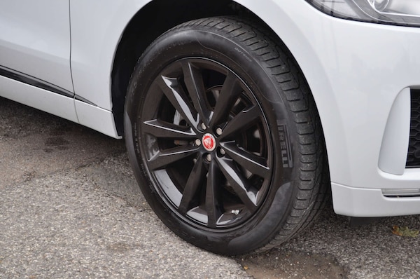 Used Jaguar F-Pace 2020 for sale - 76232978: Photo 30