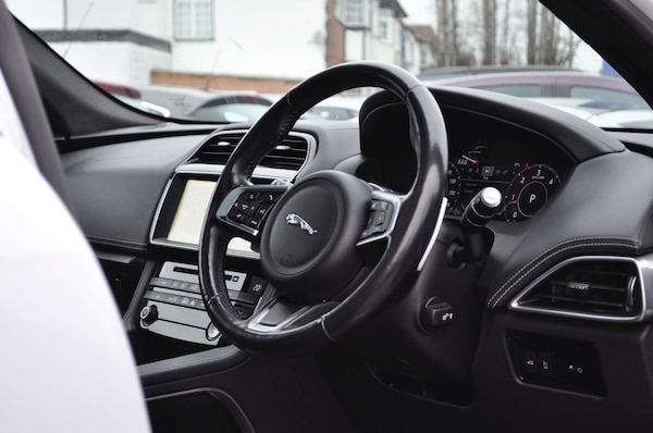 Used Jaguar F-Pace 2020 for sale - 76232978: Photo 7