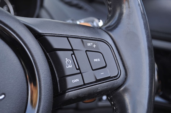 Used Jaguar F-Type 2015 for sale - 73921679: Photo 12