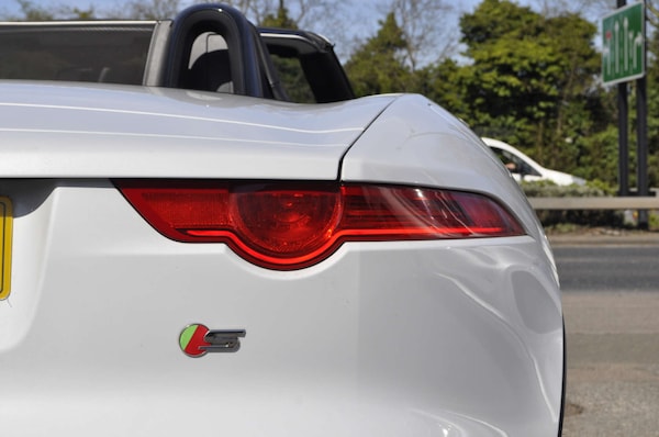 Used Jaguar F-Type 2015 for sale - 73921679: Photo 25