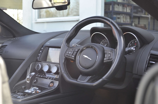 Used Jaguar F-Type 2015 for sale - 73921679: Photo 7