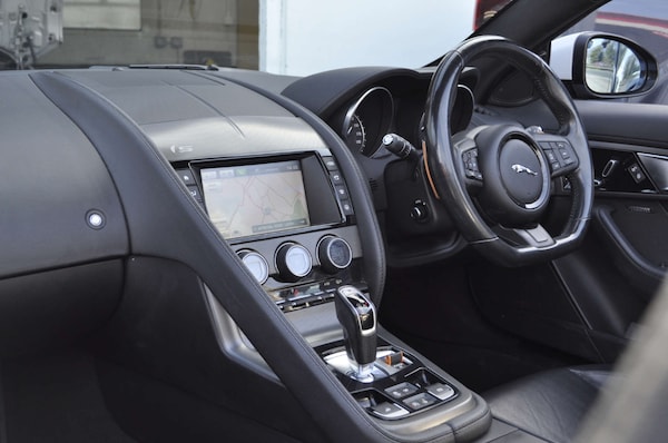 Used Jaguar F-Type 2015 for sale - 73921679: Photo 9