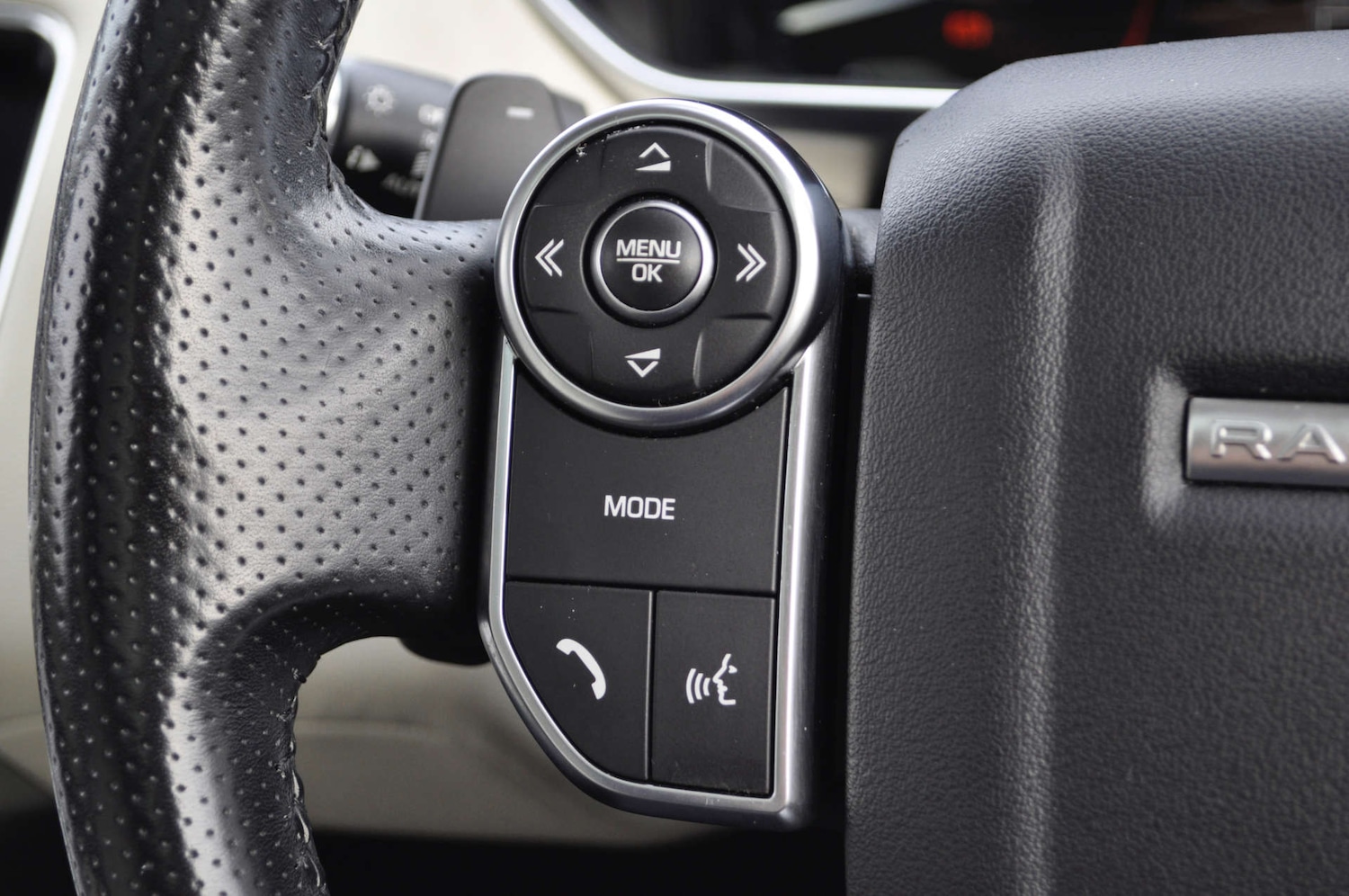 Used Land Rover Range Rover Sport 2017 for sale - 76698047: Photo 19