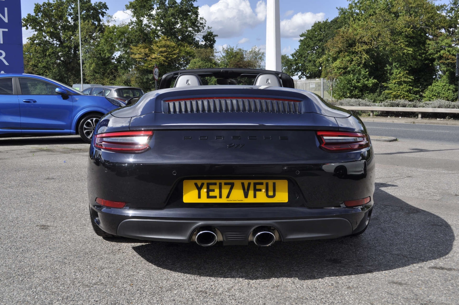 Used Porsche 911 2017 for sale - 76601083: Photo 2