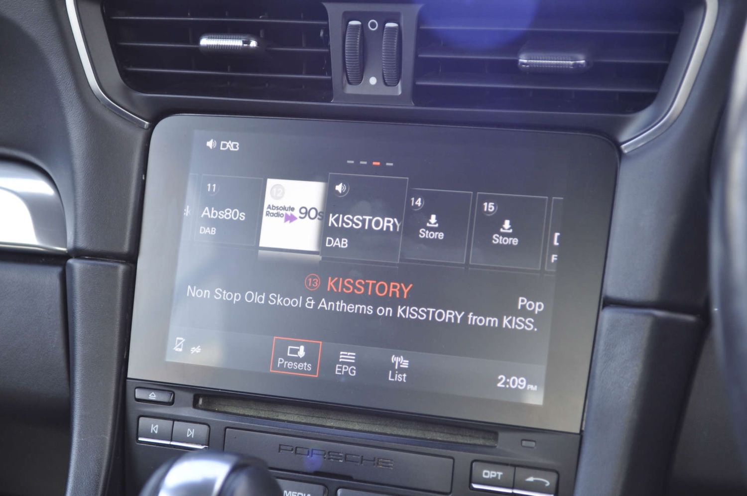 Used Porsche 911 2017 for sale - 76601083: Photo 20