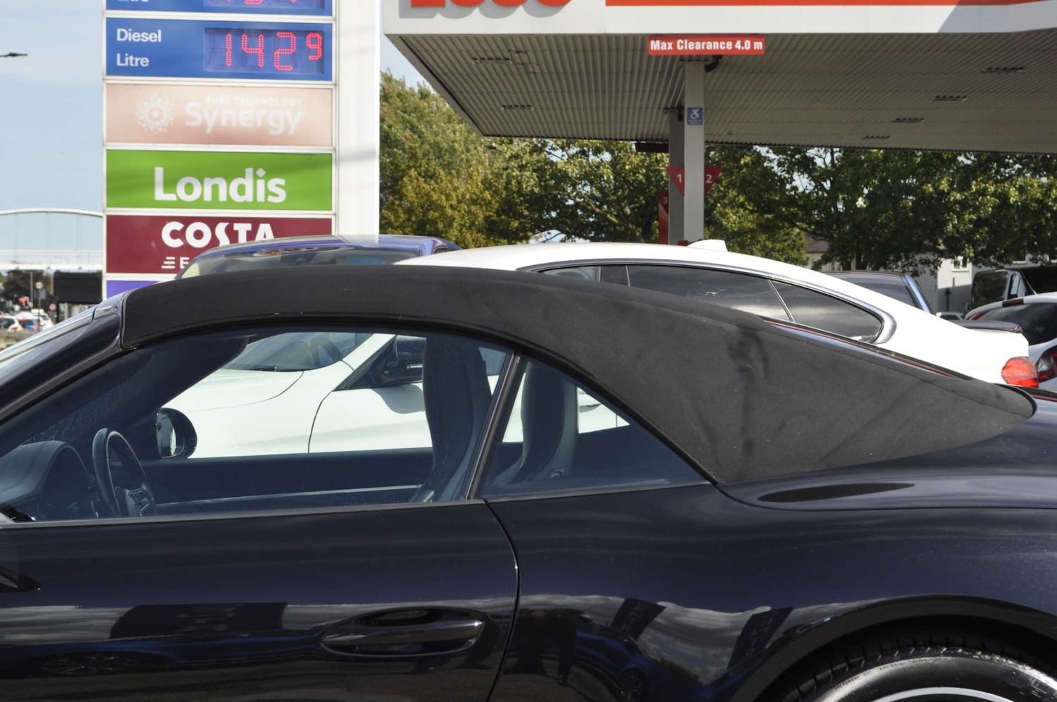 Used Porsche 911 2017 for sale - 76601083: Photo 37