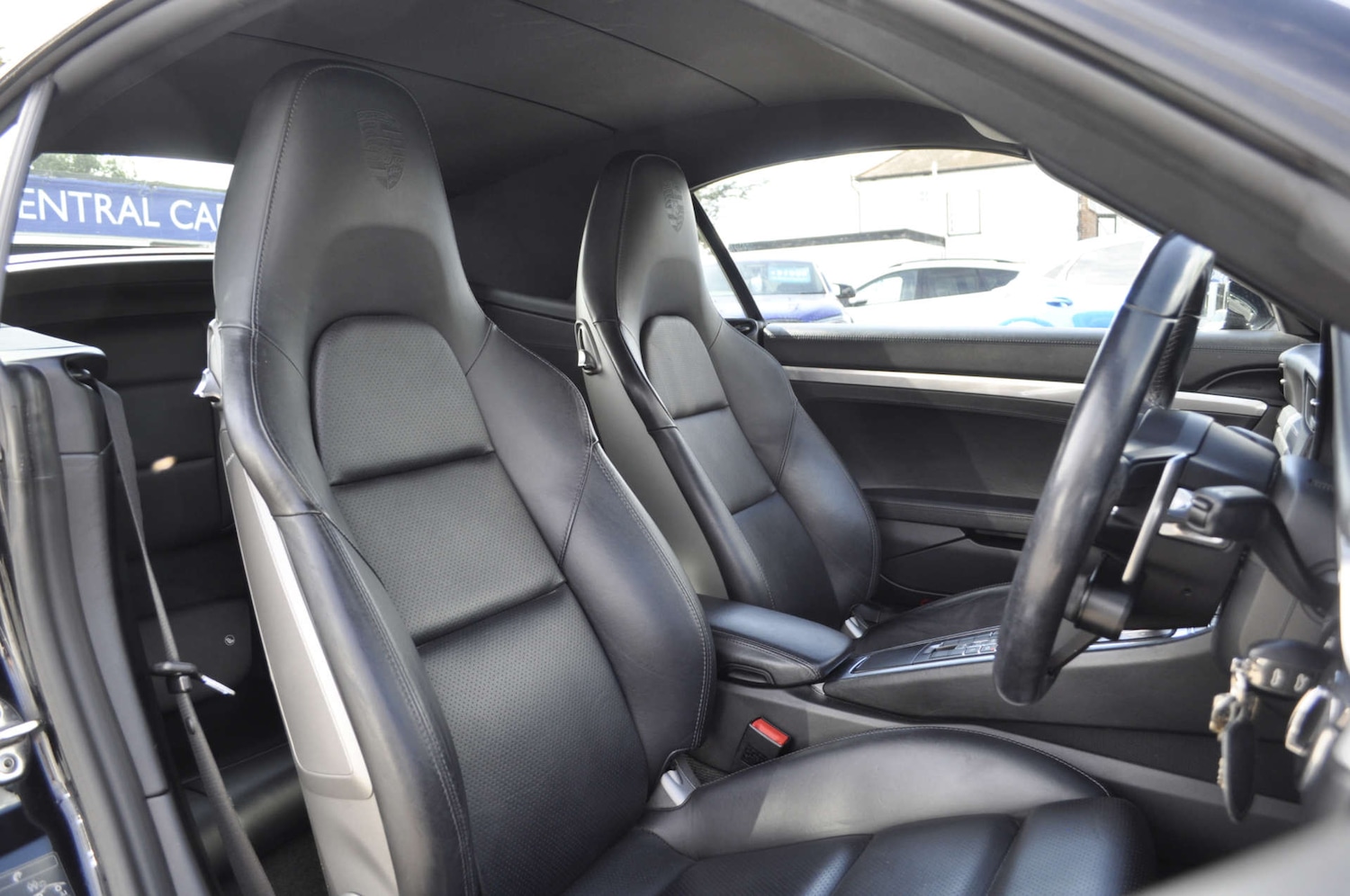 Used Porsche 911 2017 for sale - 76601083: Photo 8